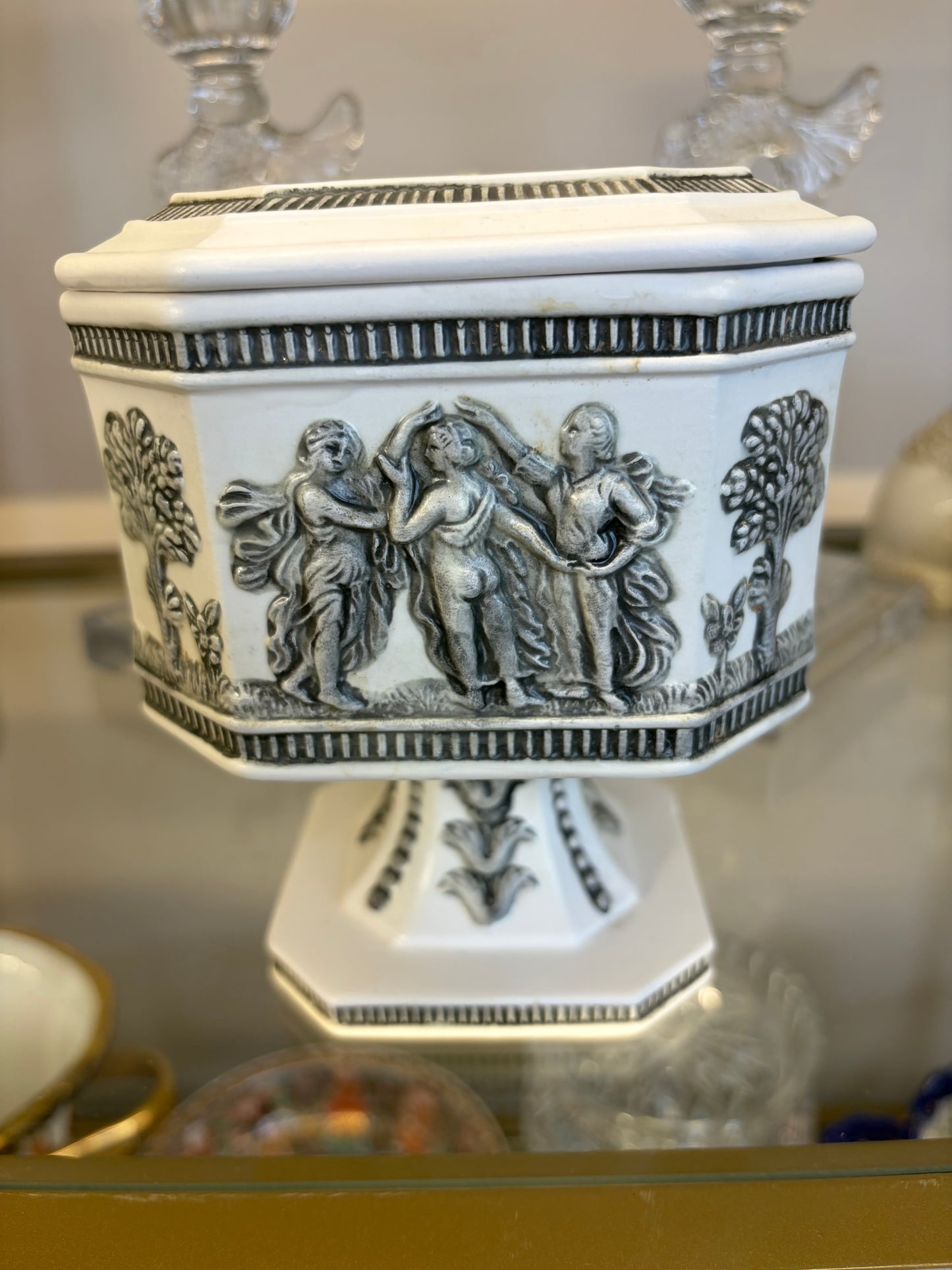Lovely vintage porcelain bisque relief lidded pedestal dish with lions!