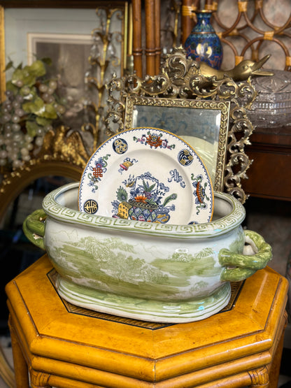 Danny's Fine Porcelain: 19Lx8.5Wx7H- Oval Centerpiece Basin - Green Scene