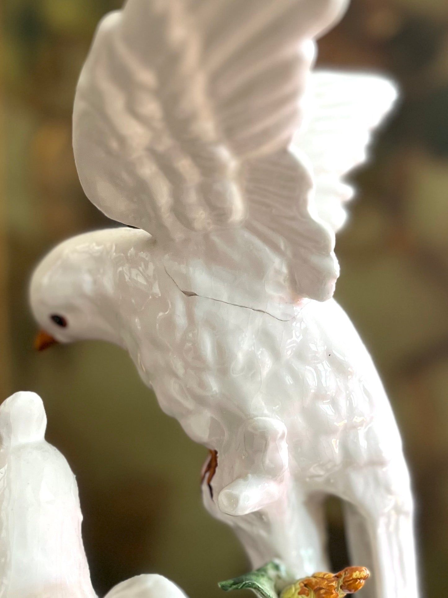Live 08/25 Gorgeous Large Italian Porcelain Dove Pair with Hand-Applied Flowers – 14”