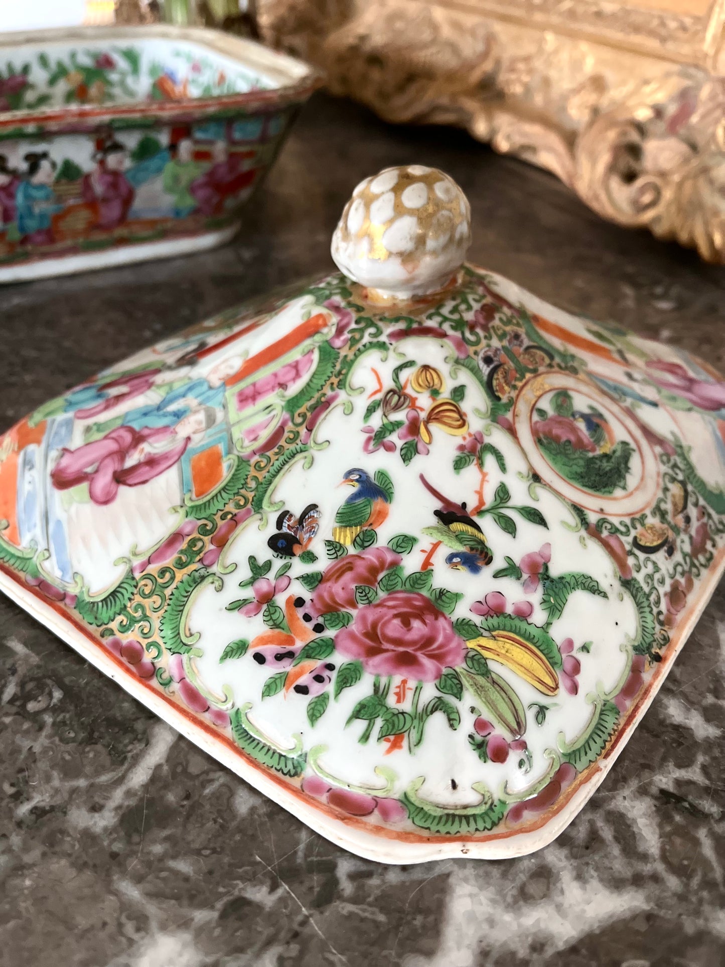 Rare Celadon/Floral-Interior Rose Medallion Covered Dish (19th C. Chinese Export)