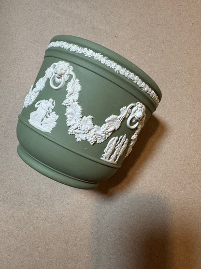 RESERVED -  MARYBOURDAGE - Live 06/15 sage green Wedgwood pot