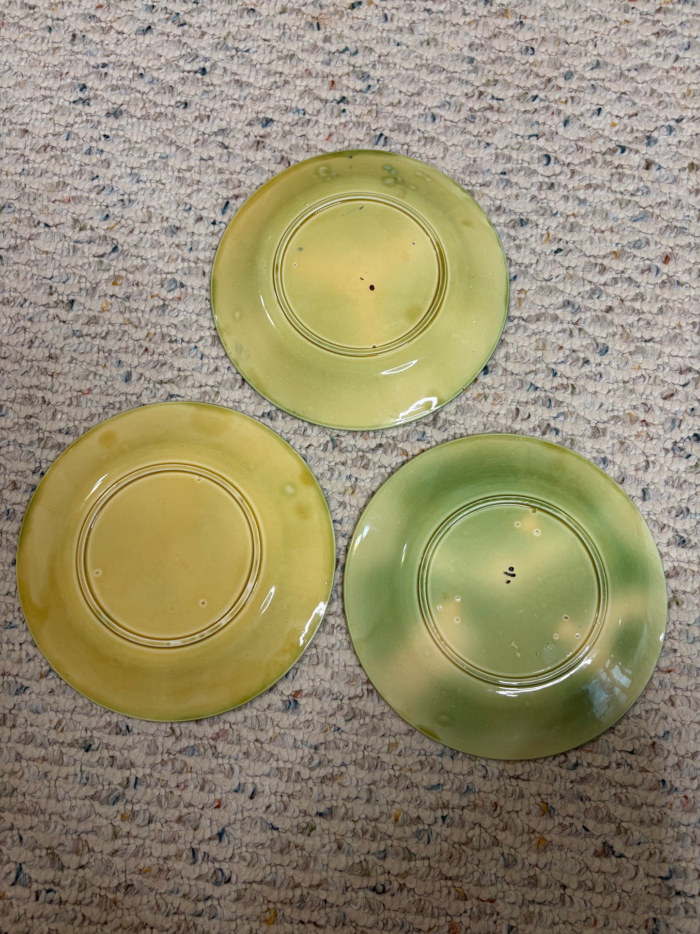 Gorgeous majolica leaf plates set of 3!