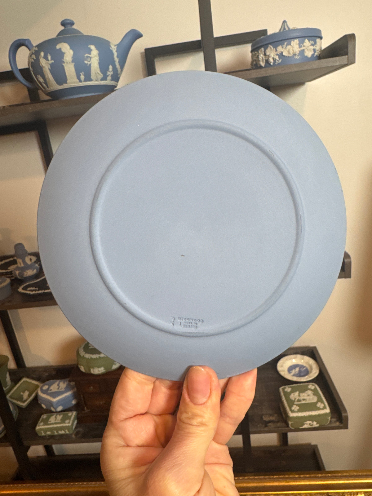 Wedgwood mother 2000 plate