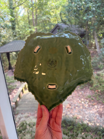 Lovely Bordallo Pinheiro leaf! 4 available; sold separately!
