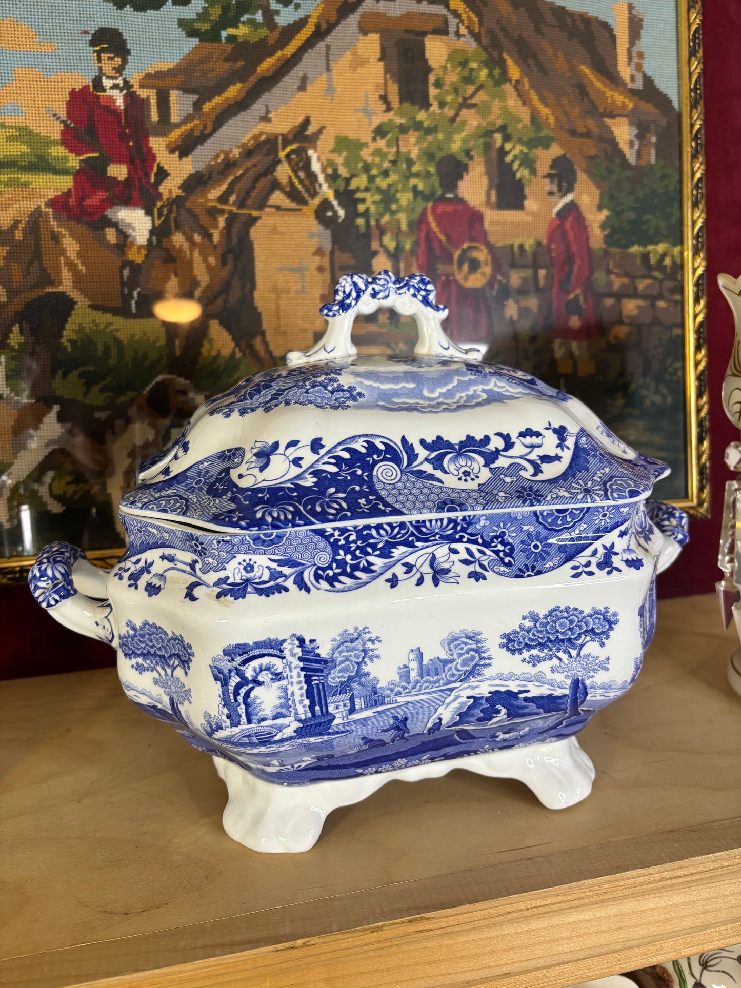 Stunning large Spode Blue Italian lidded tureen!