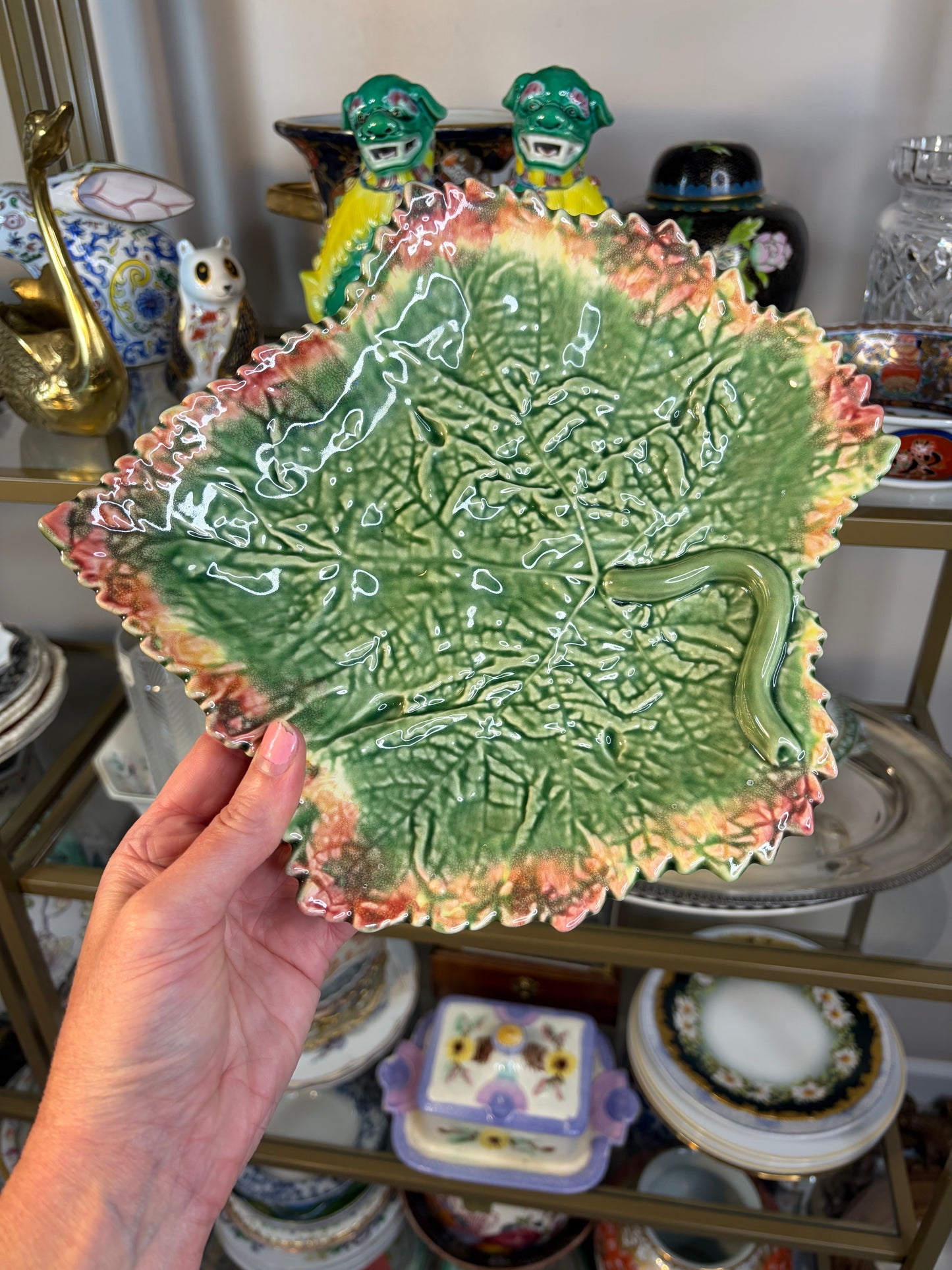 Lovely Bordallo Pinheiro leaf!