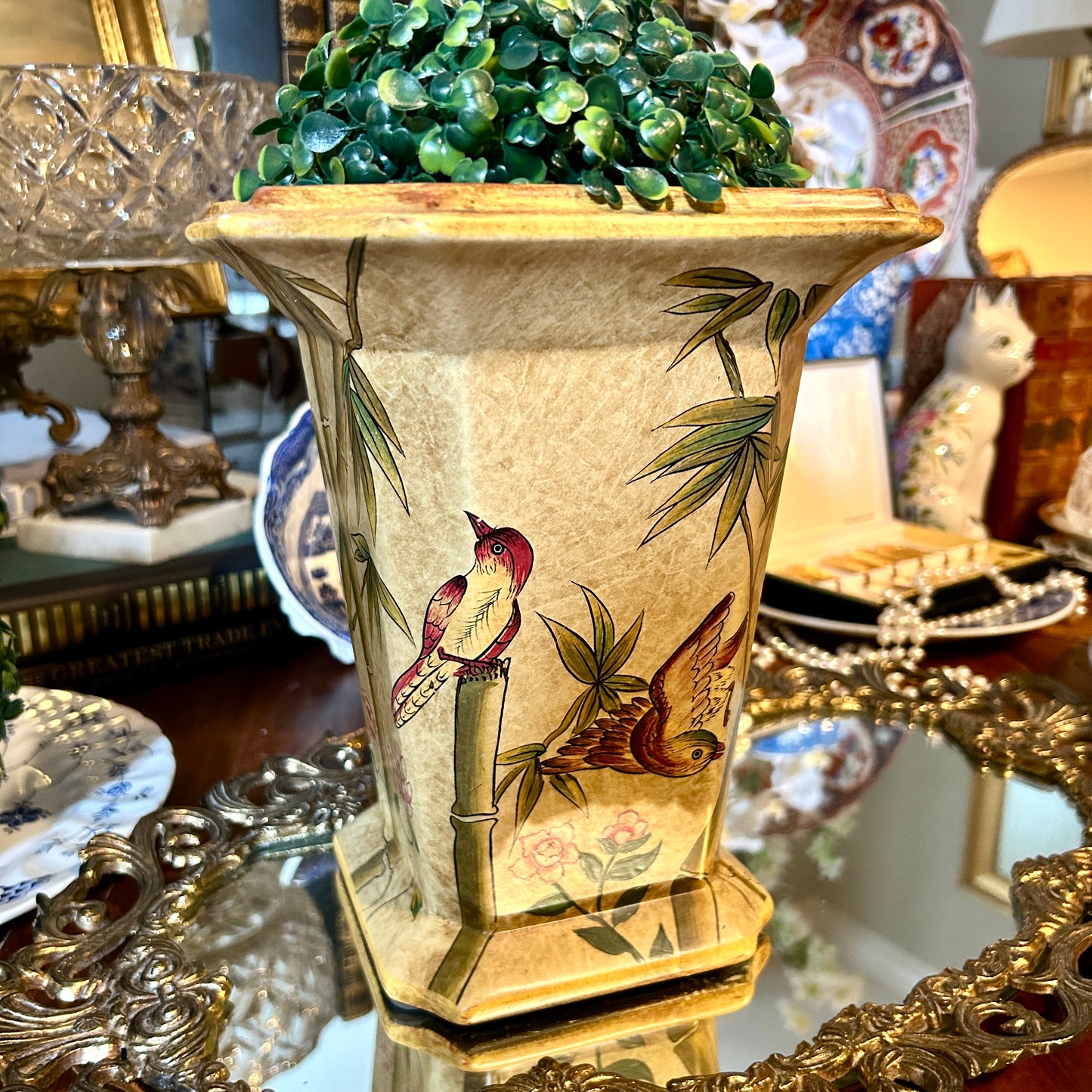 Lovely bird and botanical vase 11 hi