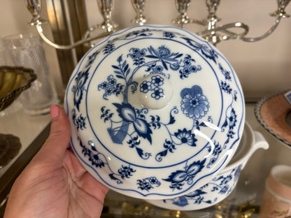 Lovely Blue Danube casserole dish!