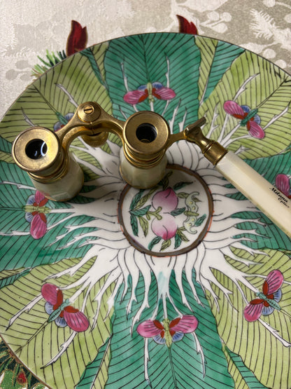 Beautiful Milana Optics Opera glasses with handle!