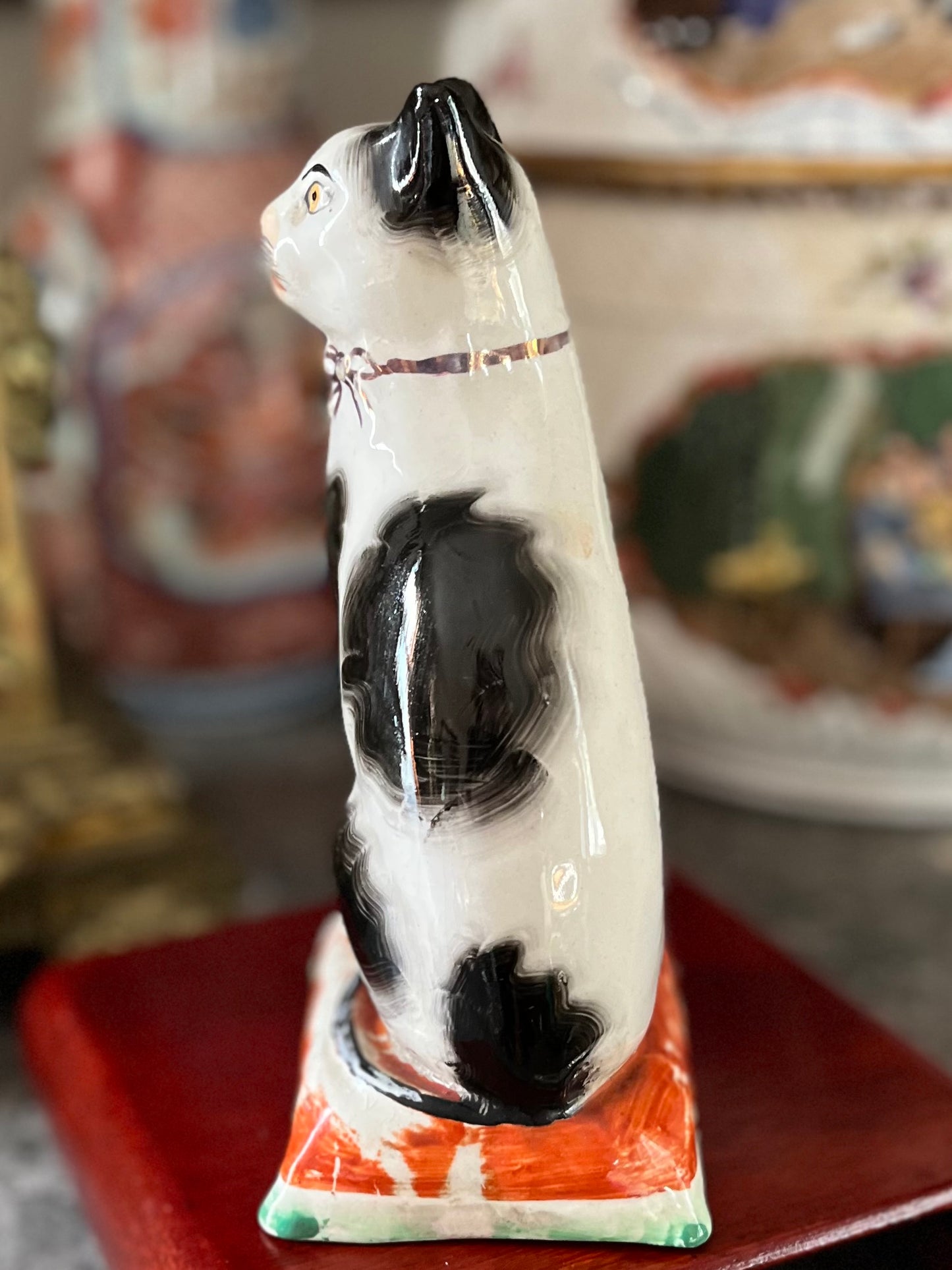 Staffordshire Seated Cat Figure c.1920–1935 | Attributed to William Kent | Early Unmarked Example - Single