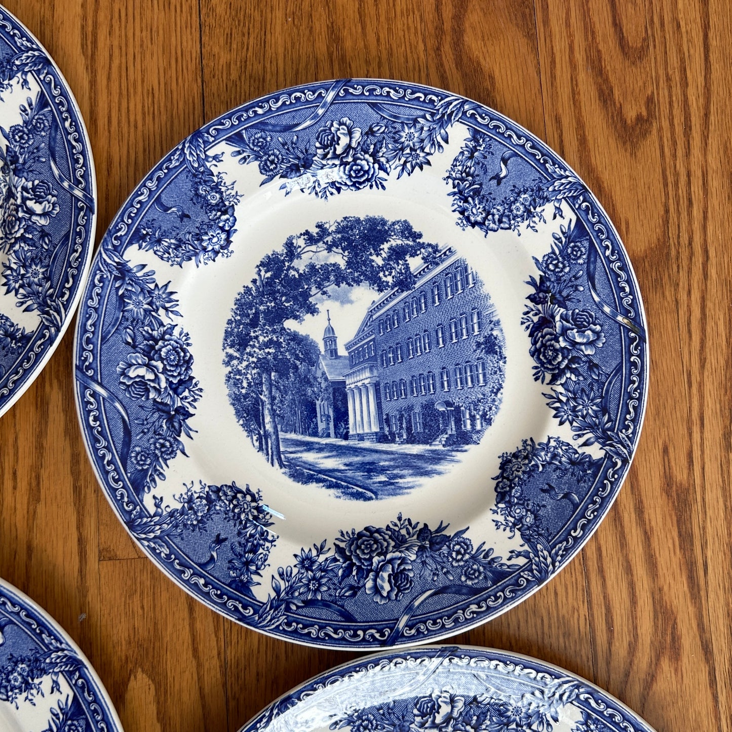 Stunning SET OF 8 WEDGWOOD SALEM COLLEGE BLUE 10.5d  PLATES ETRURIA