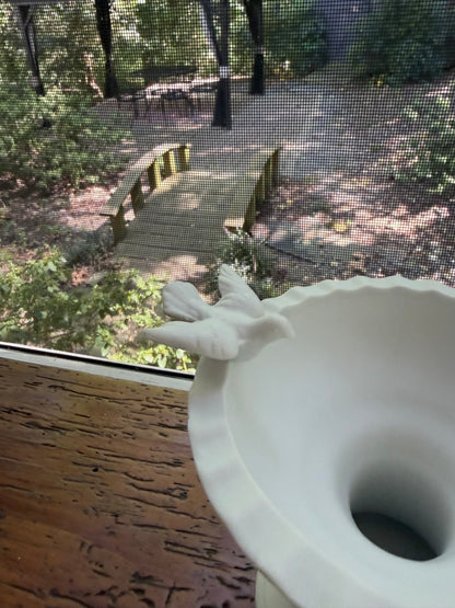 Lovely Lefton porcelain bird bath with flowers!