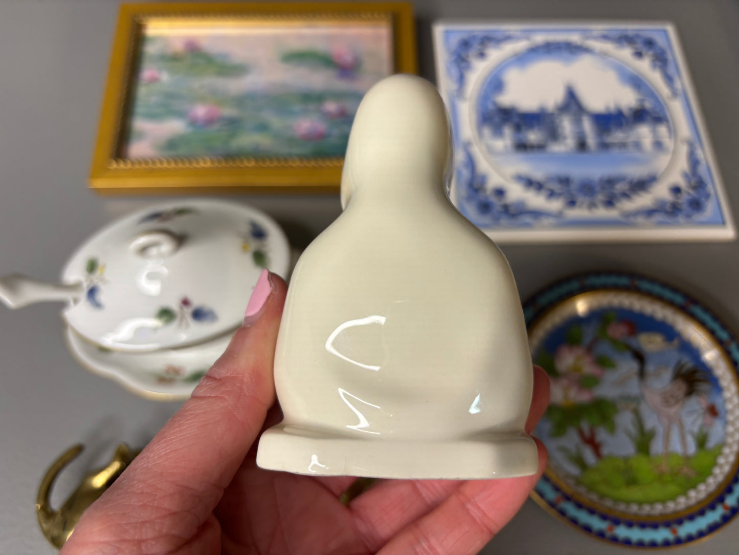 Lovely praying Madonna figurine by Goebel!