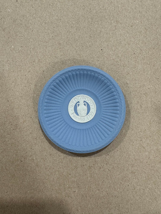 Lavender mini plate Wedgwood Portland vase