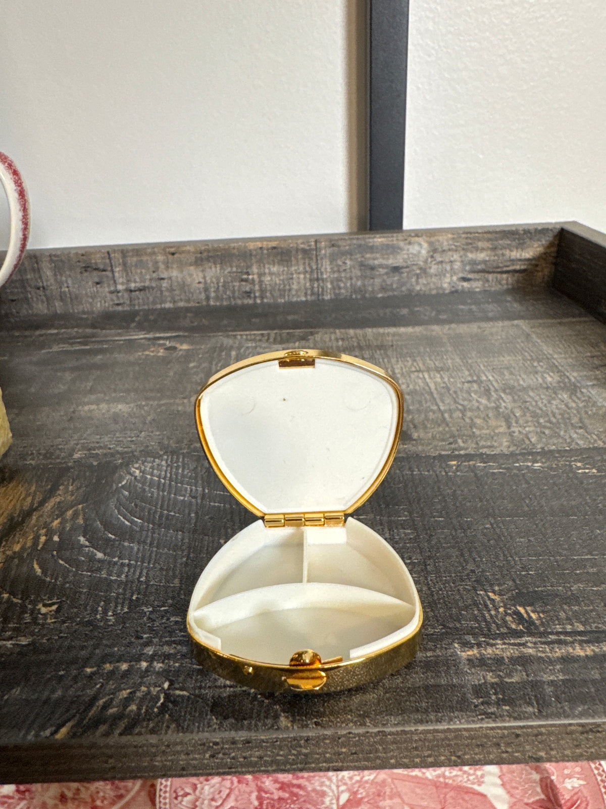 Vintage Murano-Style Millefiori Glass Heart Pill Box – Blue & Pink