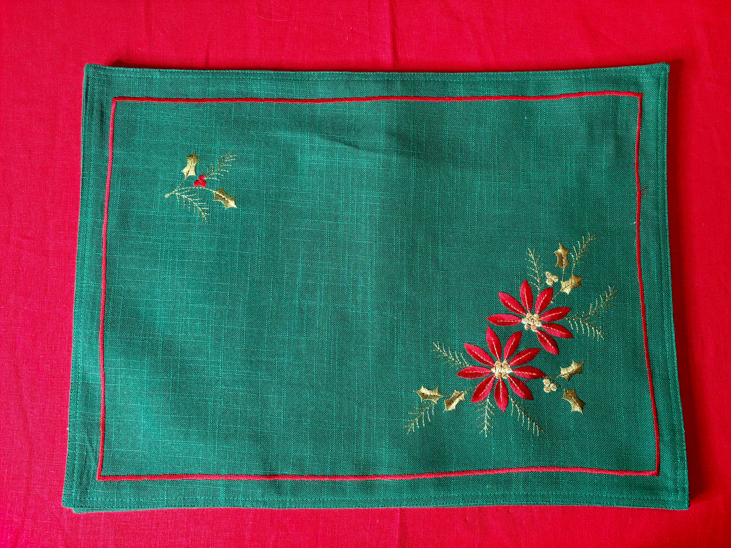 Set (4) Green Placemats with Embroidered Poinsettias
