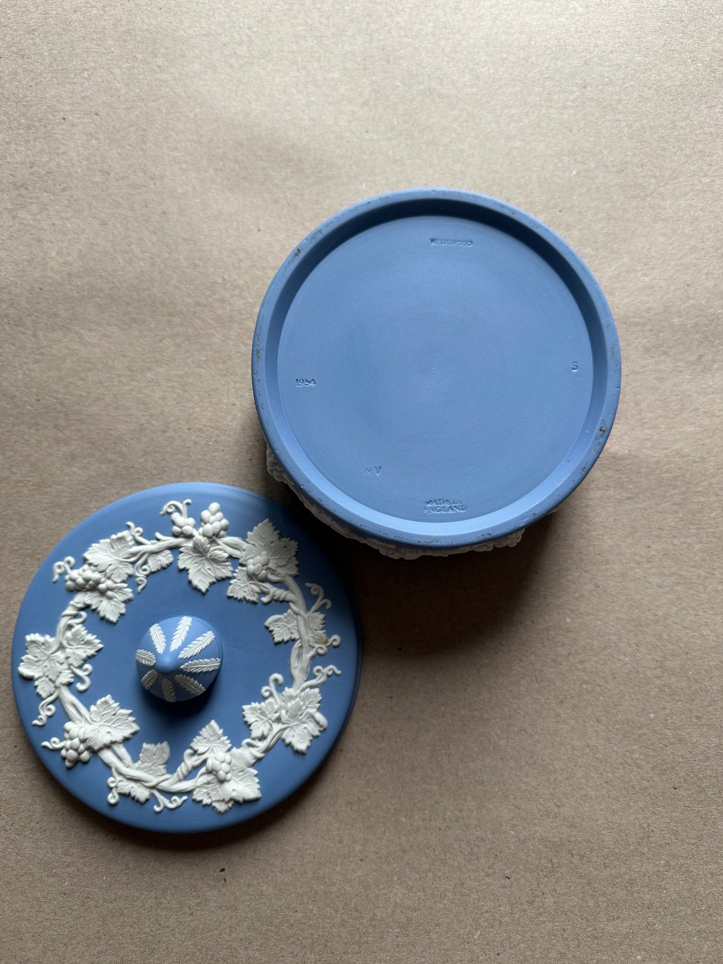 Light blue Wedgewood vintage ornate trinket box 5 inches