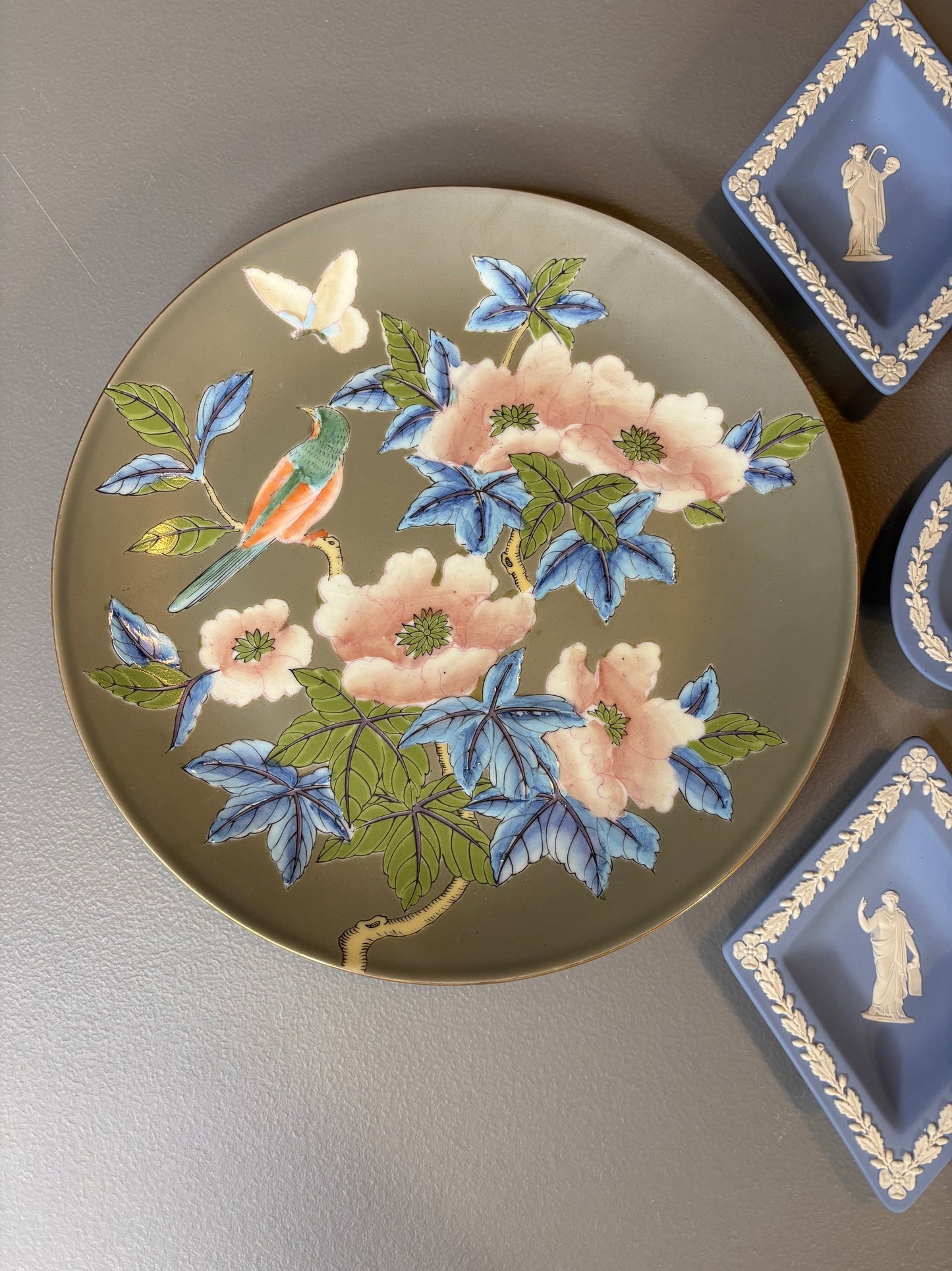 Instant plate wall! Features a botanical bird plate and 3 Wedgwood pieces!