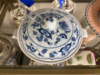 Lovely Blue Danube casserole dish!