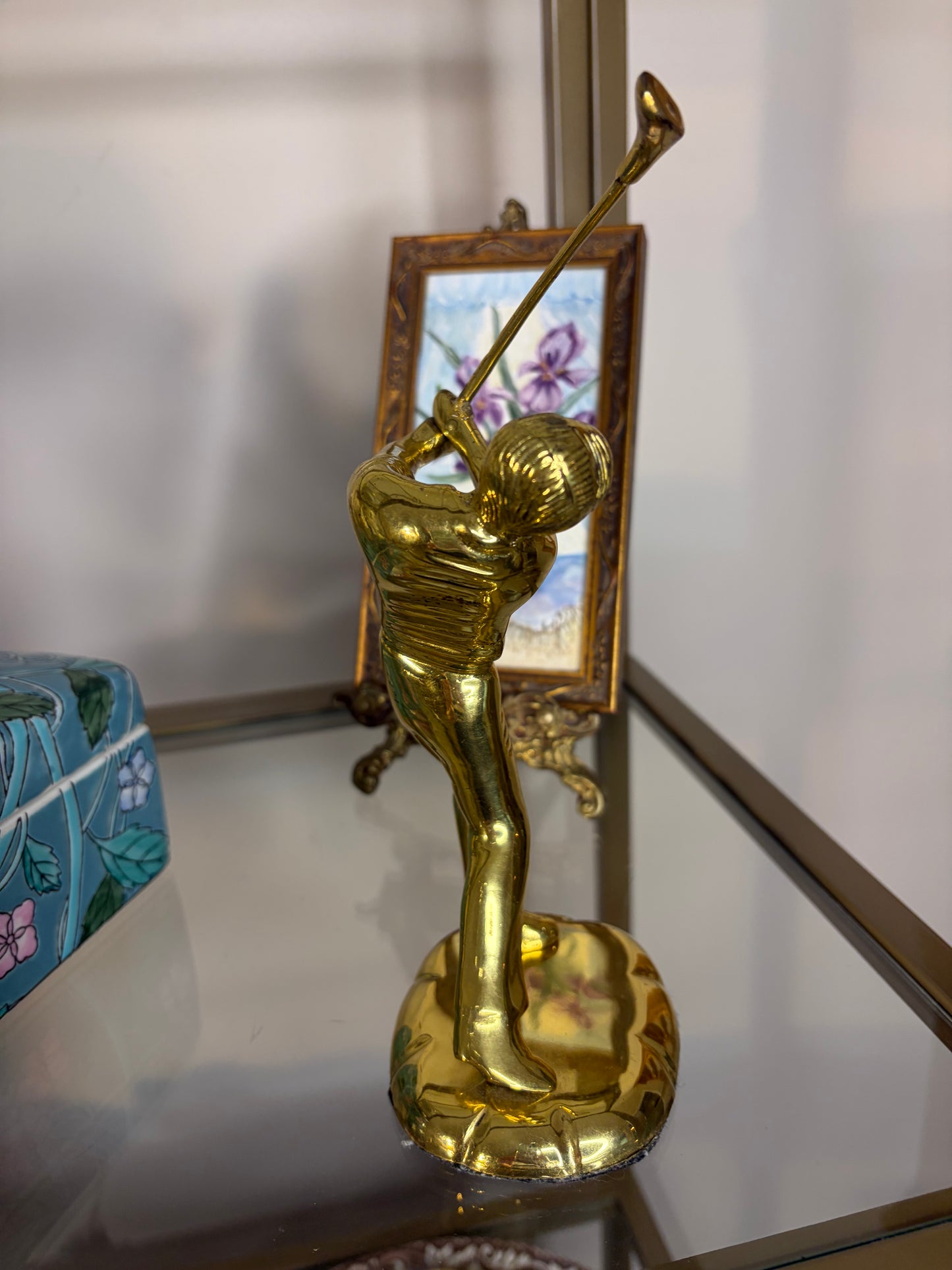 Vintage solid brass golfer figurine!