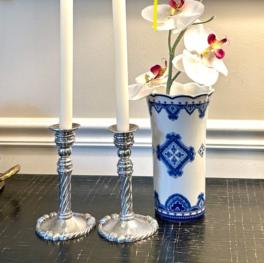 Pair of chic braided candlestick holders