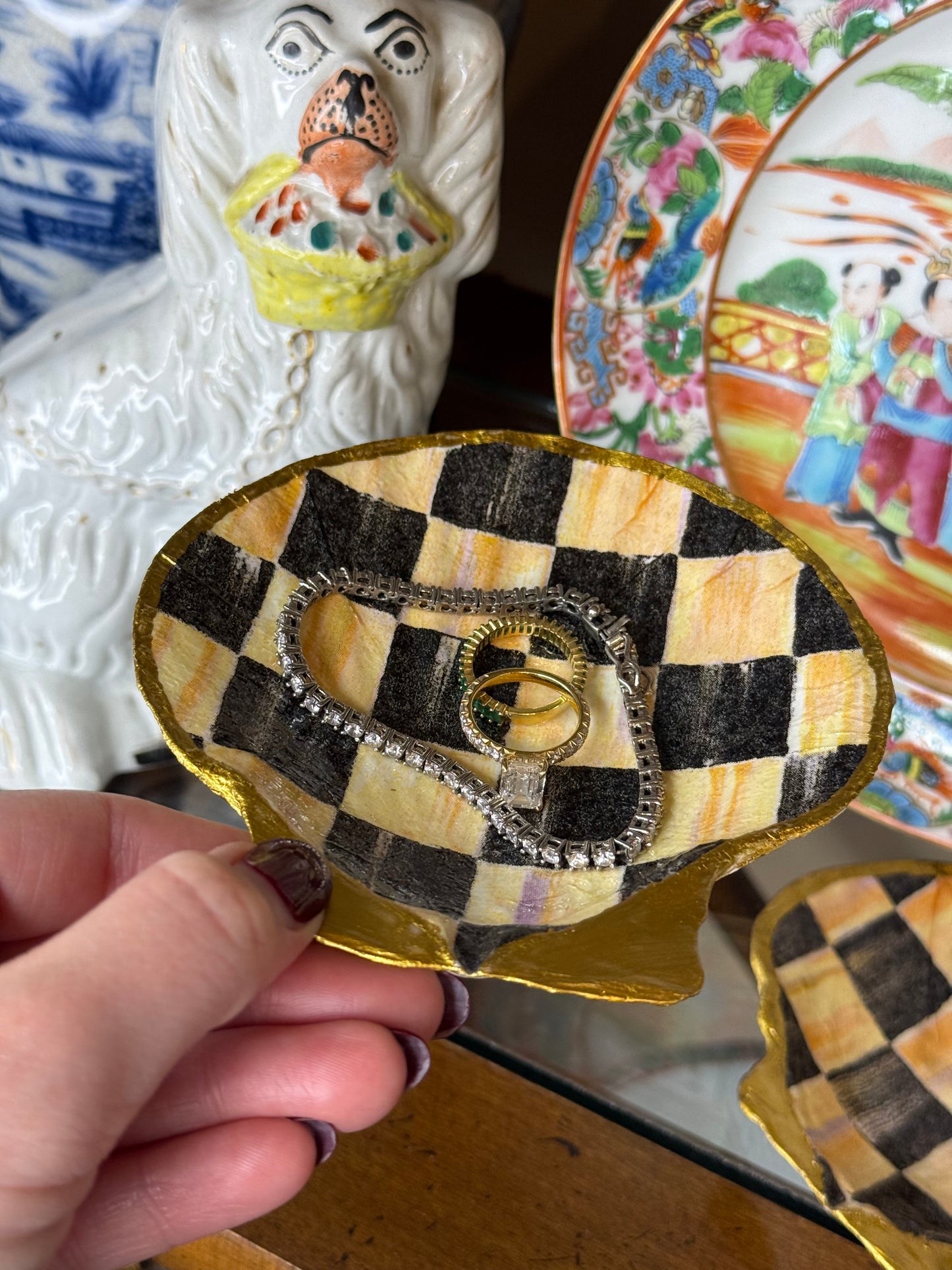 Handcrafted 4” Decoupage Shell Dish – Black & White Check with Gold Rim