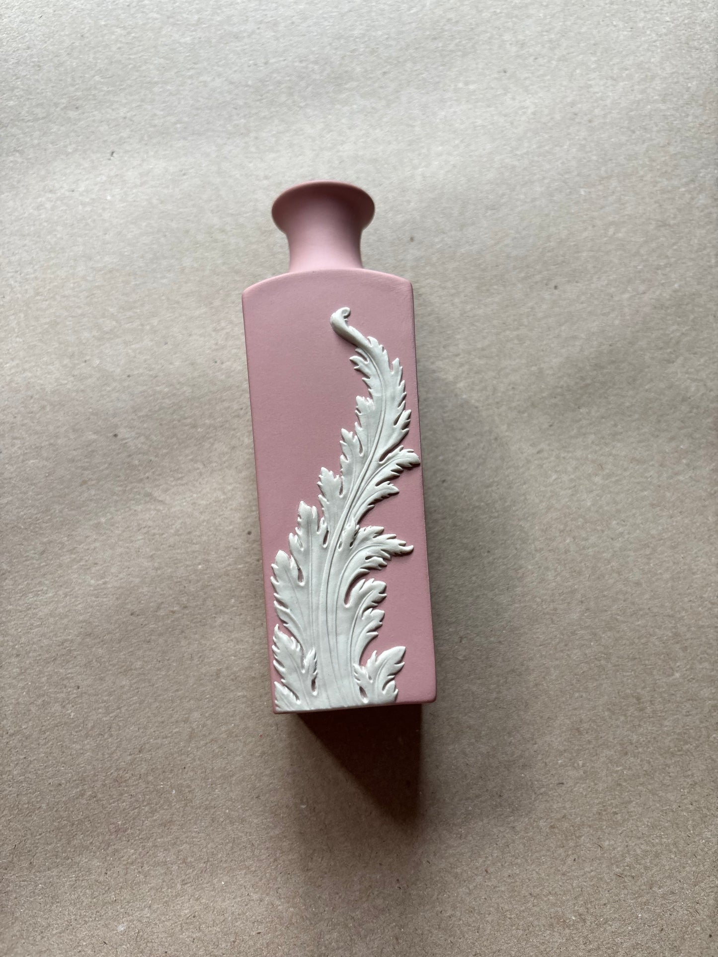 Gorgeous pink bee bud vase Wedgwood