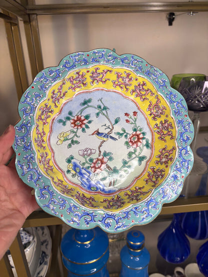 Beautiful enamel bird bowl with scalloped edges! As is!
