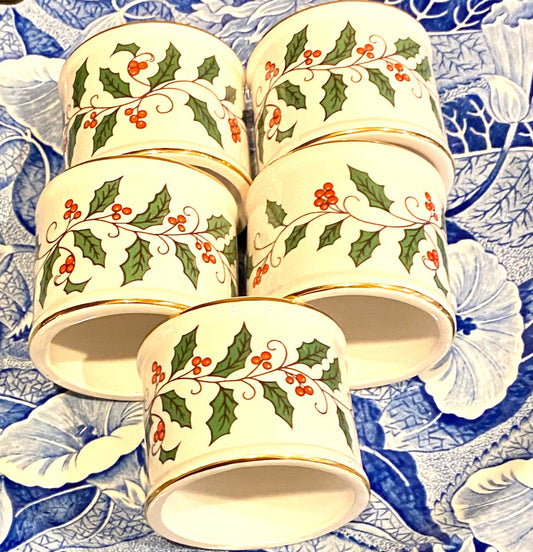 Set of 5 porcelain Christmas Holly napkin ring holders