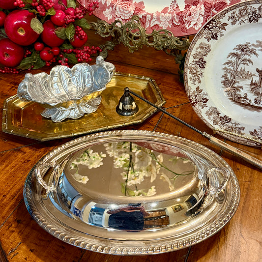 Lovely vintage stamped silver plate oval dish w lid 12 x 9 x 4,5