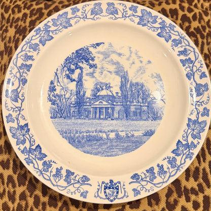Older Vintage Wedgwood "Monticello"blue and white  Collectors plate 10 d