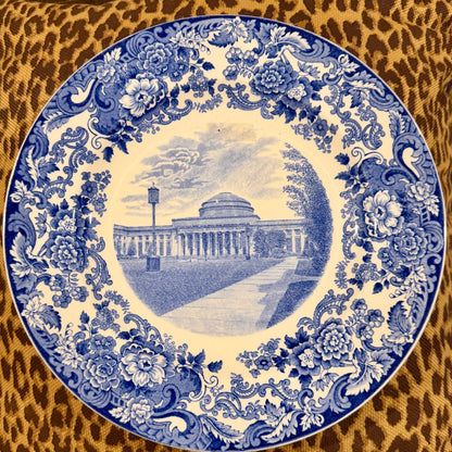 RARE Stunning SET OF 6 WEDGWOOD MIT MASSACHUSETTS INSTITUTE of TECHNOLOGY BLUE 10.5d  PLATES
