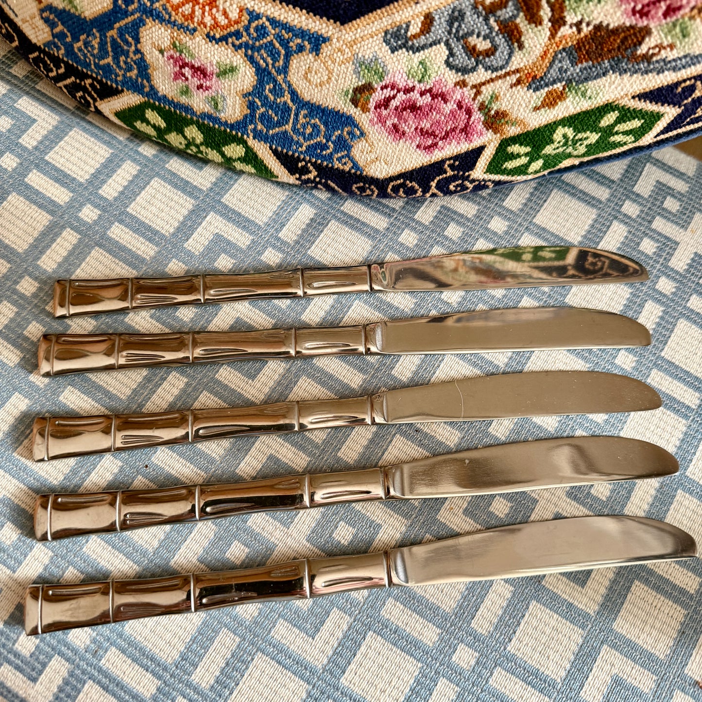 Set of 5 silver plate heavy  faux bamboo dinner knives