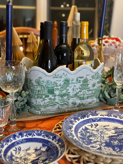 Danny's Fine Porcelain - Green & White Porcelain Pagoda Scalloped Basin, 12x8x7 - Pristine!