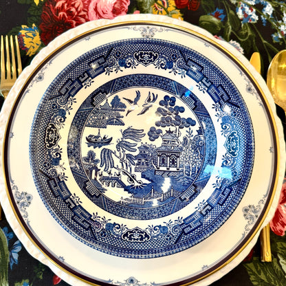 Set of 7 VINTAGE BLUE WILLOW soup bowls stamped made in England