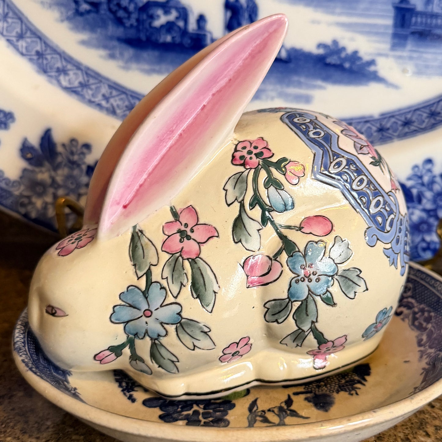 Darling chinoiserie bunny rabbit w pink ears