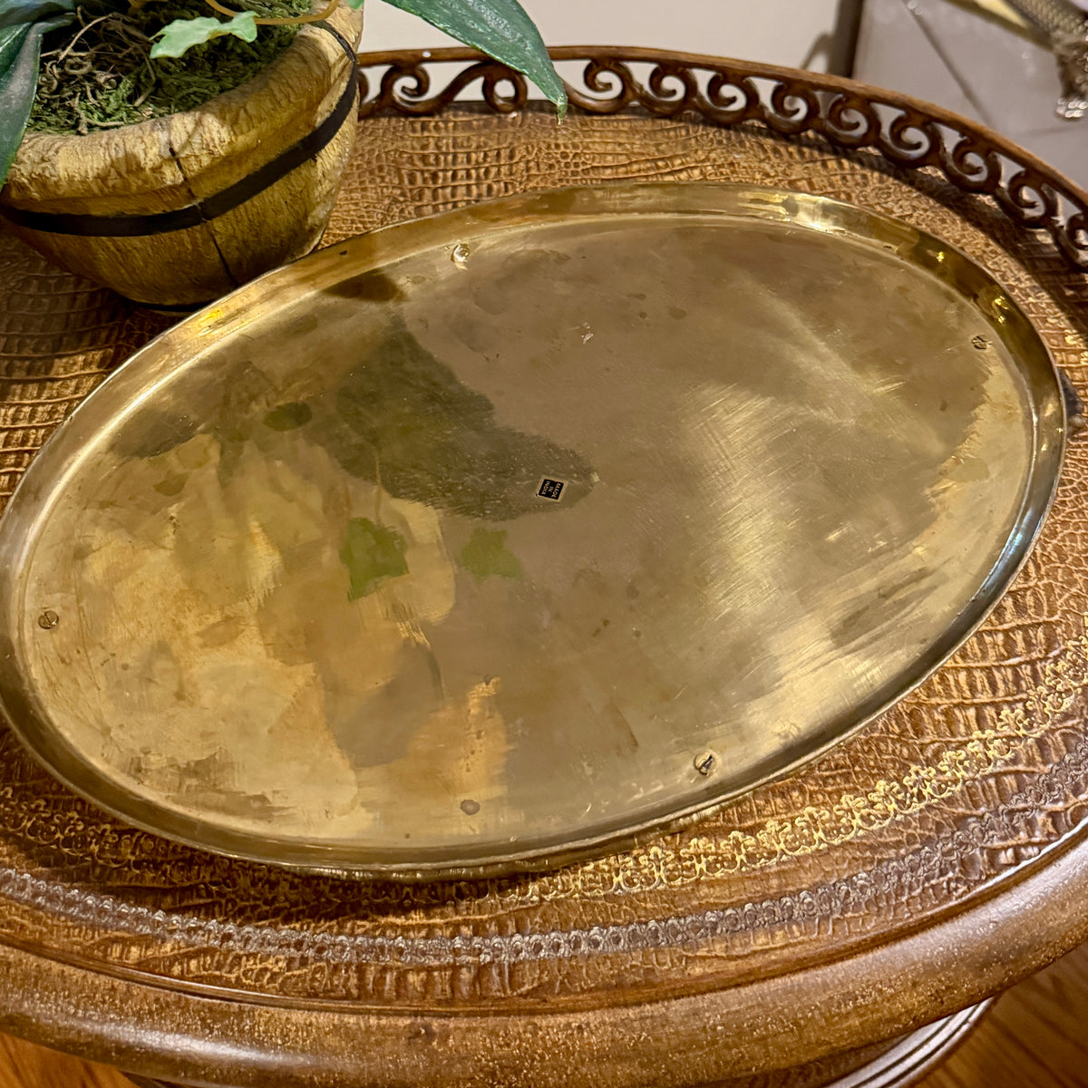 Vintage aged brass faux bamboo oval gallery tray w handles