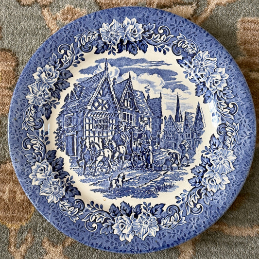 Vintage Blue Willow heavy Dickens Series Blue
by ENGLISH IRONSTONE TABLEWARE 10 in plate