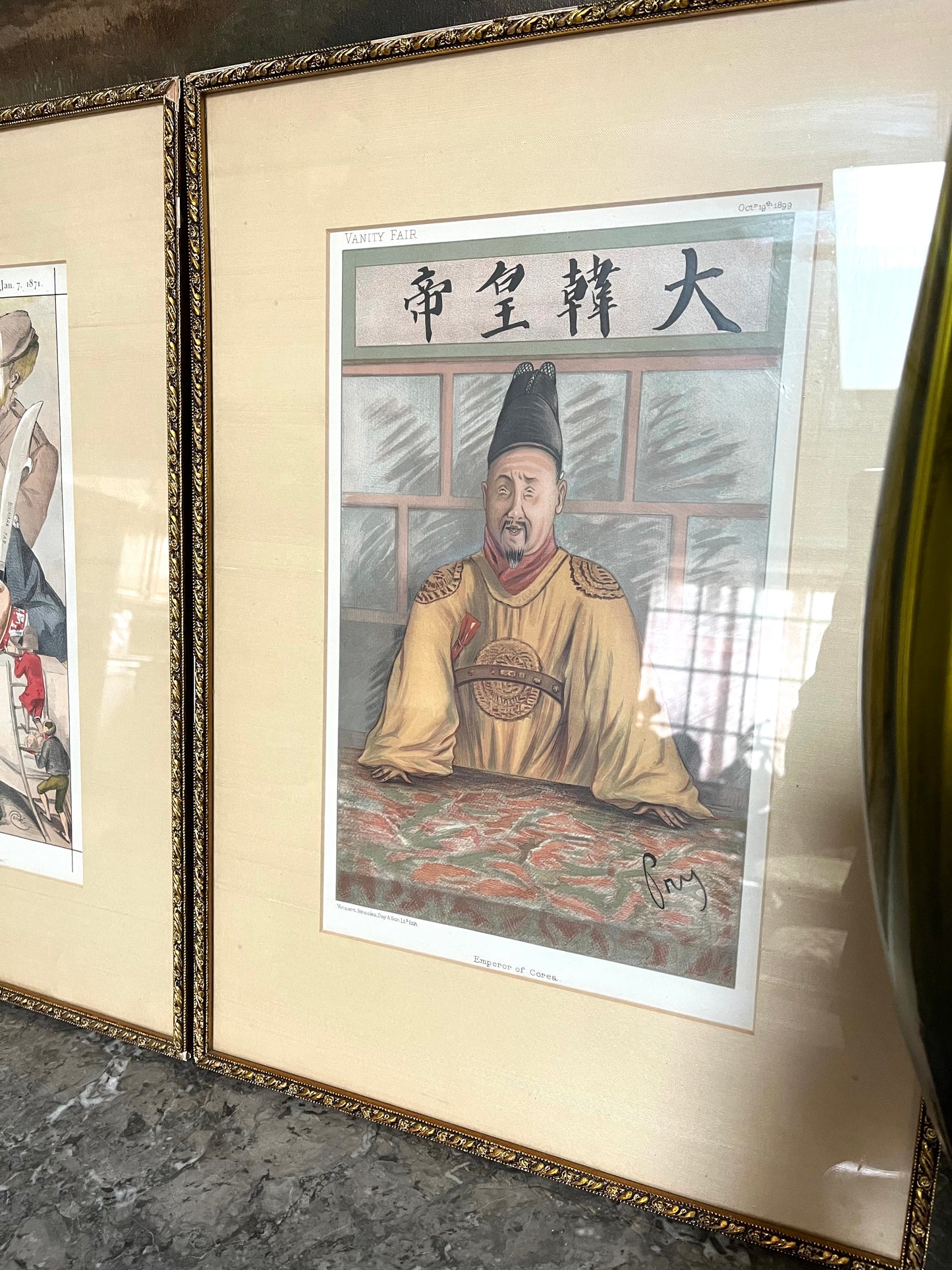 A Pair of 19th-Century Vanity Fair Color Engravings — “Sovereigns” Series, England - Silk Matted