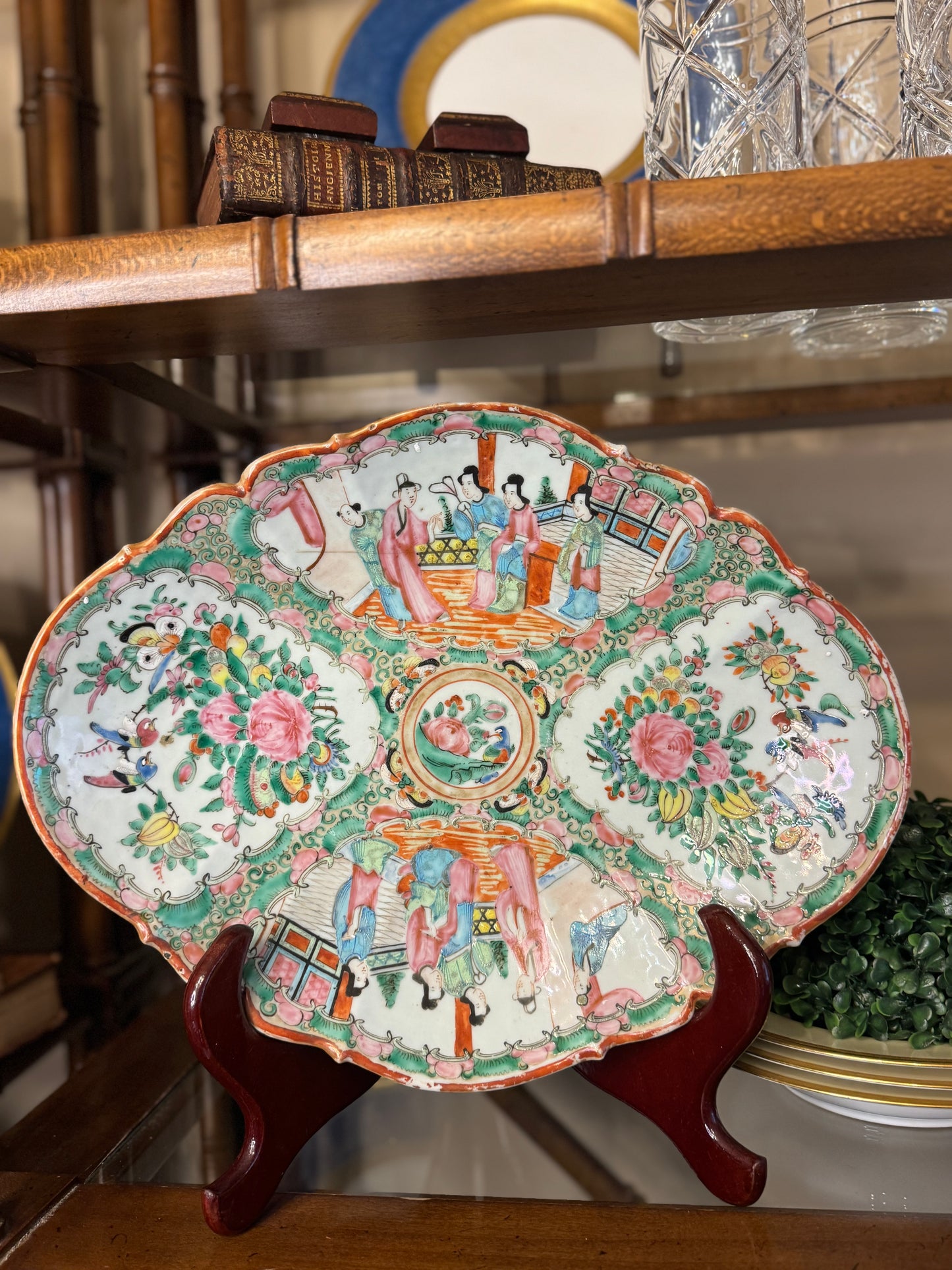 Minnie, Reserved live sale 12/16 Rose Famille Antique W/ Stand