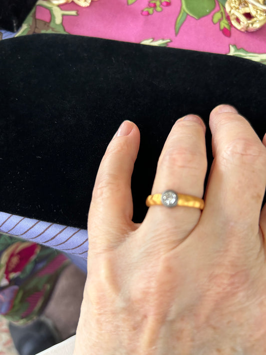 Size 8, Black and gold ring #20