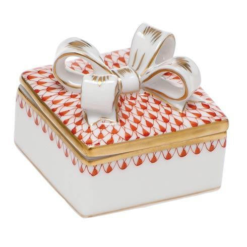 Herend Fishnet hand-painted porcelain with 24K gold: Box with Bow - 2” L × 1.75” H,