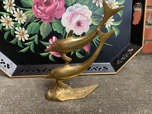 Lovely brass dolphins figurine - Great condition!