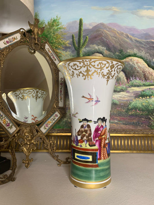 Gorgeous Chelsea House Chinoiserie tall vase - Excellent condition!