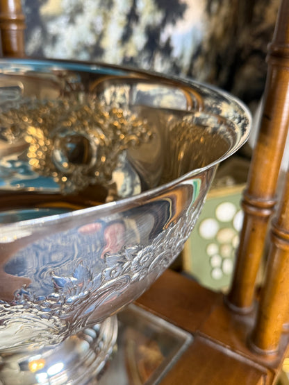 Vintage Oneida Silver Plate Champagne Bowl / Centerpiece | Ornate Floral Cartouche | 12”D |