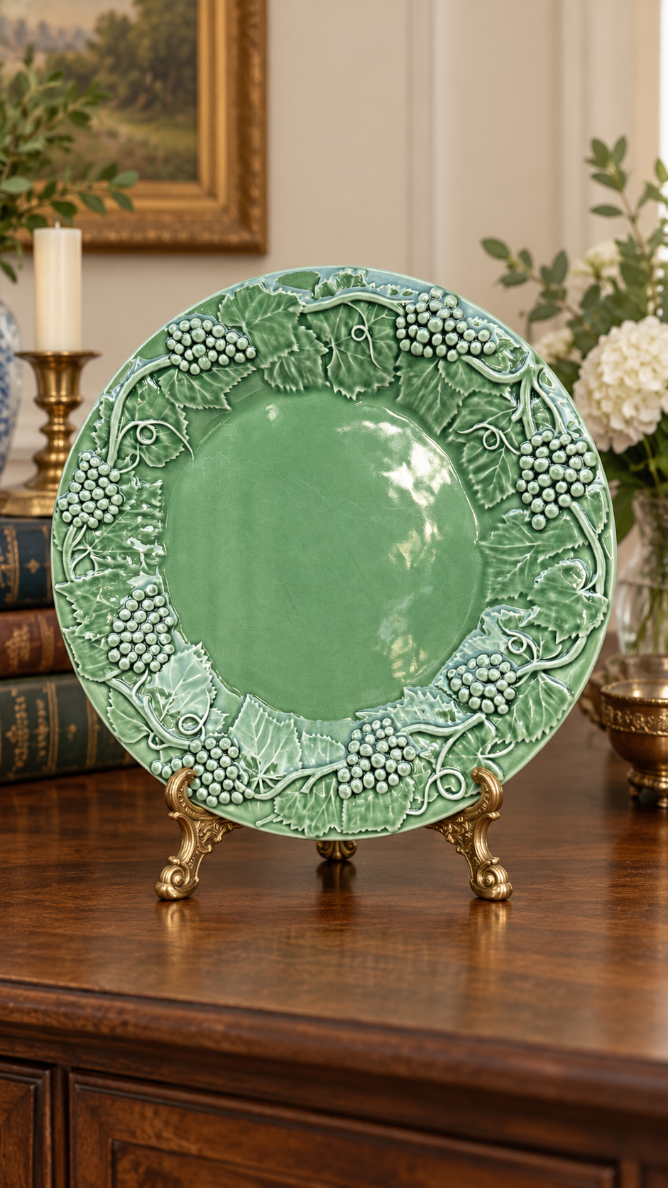 Mikasa Vintage green grape design plate 14”