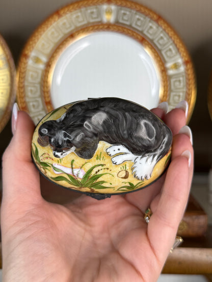 Vintage Limoges France Hand-Painted Porcelain Cavalier Spaniel Dog Trinket Box, 3.5”