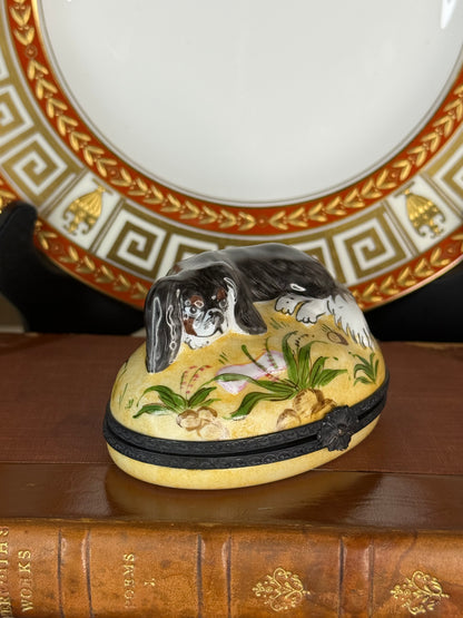 Vintage Limoges France Hand-Painted Porcelain Cavalier Spaniel Dog Trinket Box, 3.5”