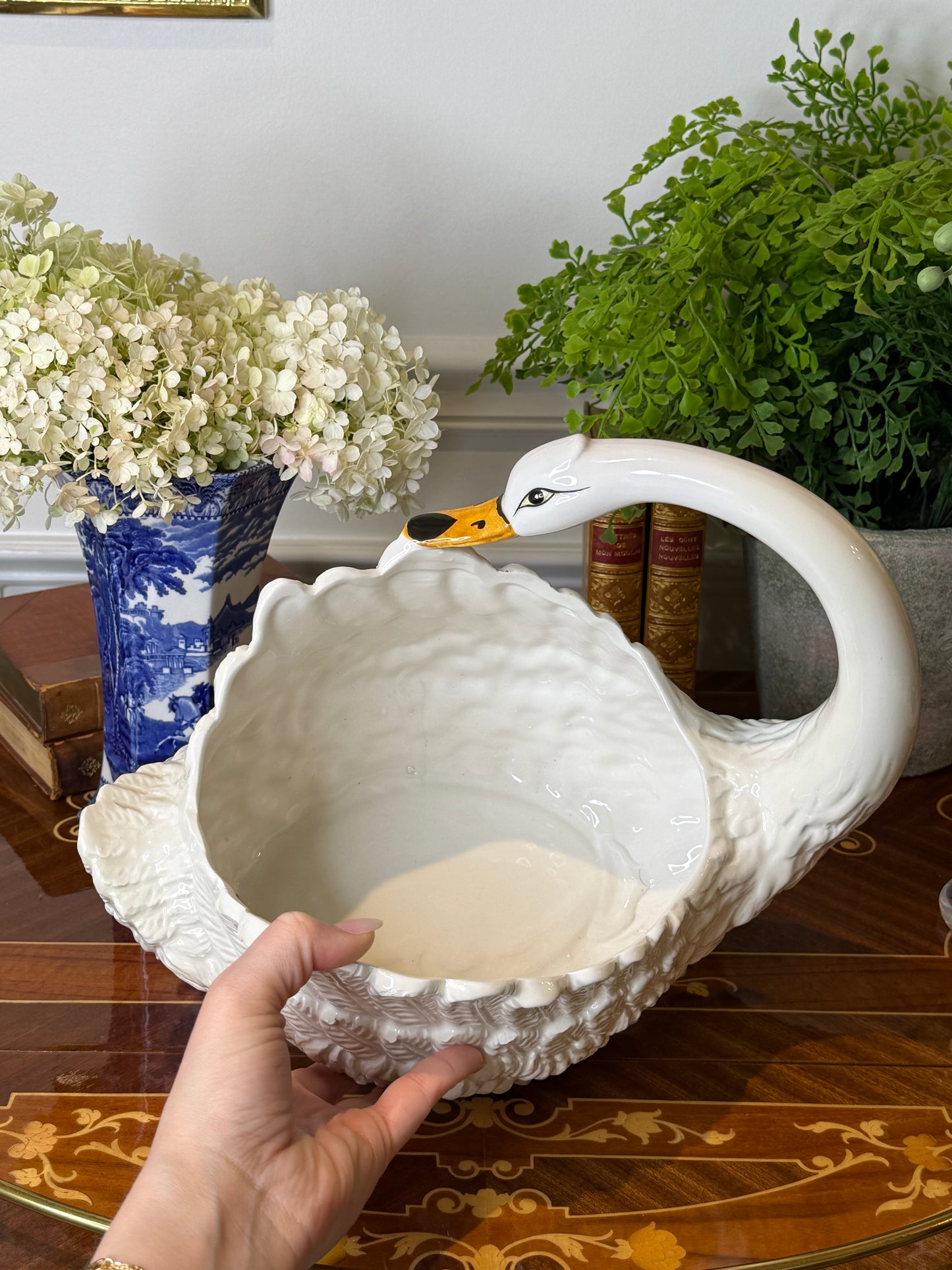 Vintage Italian White Swan Planter | Large Ceramic Cachepot | Mid-Century Hollywood Regency | 13”