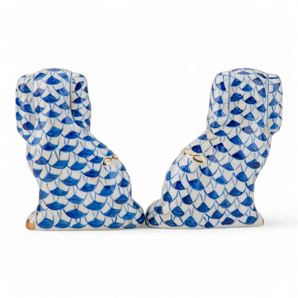 Danny’s Fine Porcelain Blue & White Spaniel Dog Figure Pair W/ Gold Accent (2 sizes to choose).